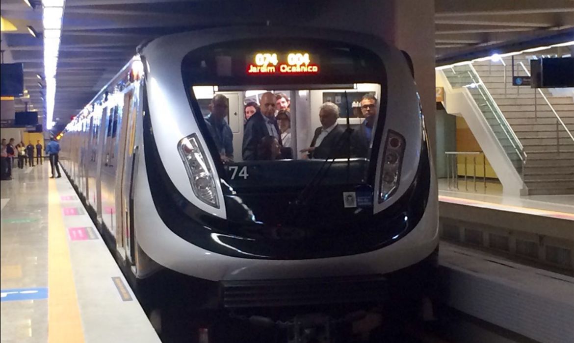 Rio de Janeiro - Presidente interino Michel Temer durante Cerimônia de Inauguração da Linha 4 do Metrô