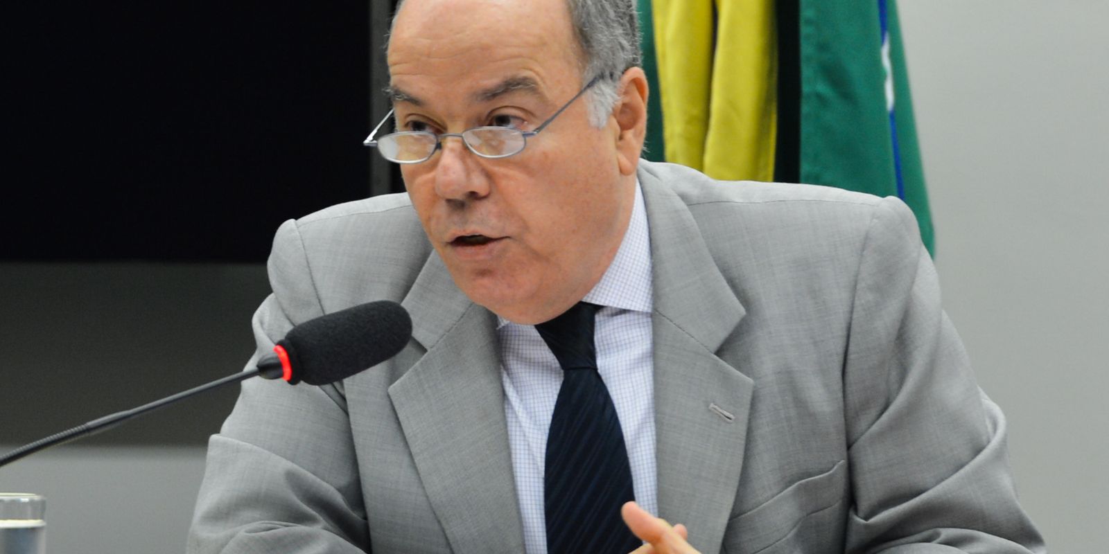 Chanceler diz que Brasil não enviará à Ucrânia munição para tanques