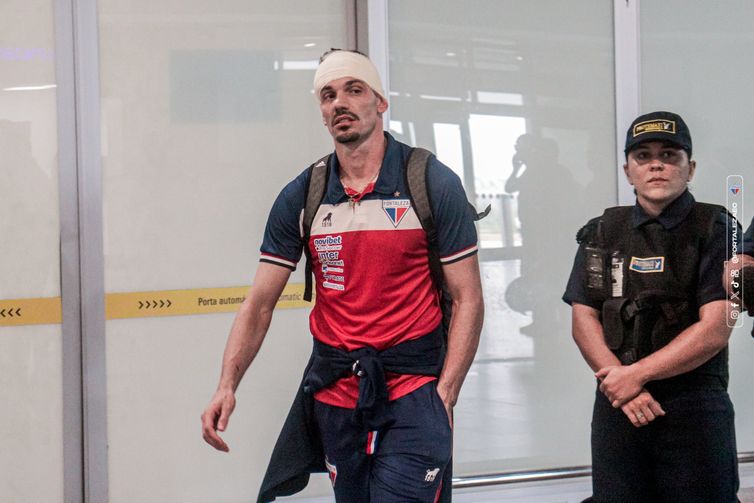 STJD pune Sport a 8 jogos sem torcida por ataque a ônibus do