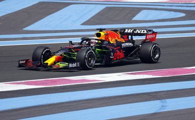 French Grand Prix - Verstappen - pole - Red Bull