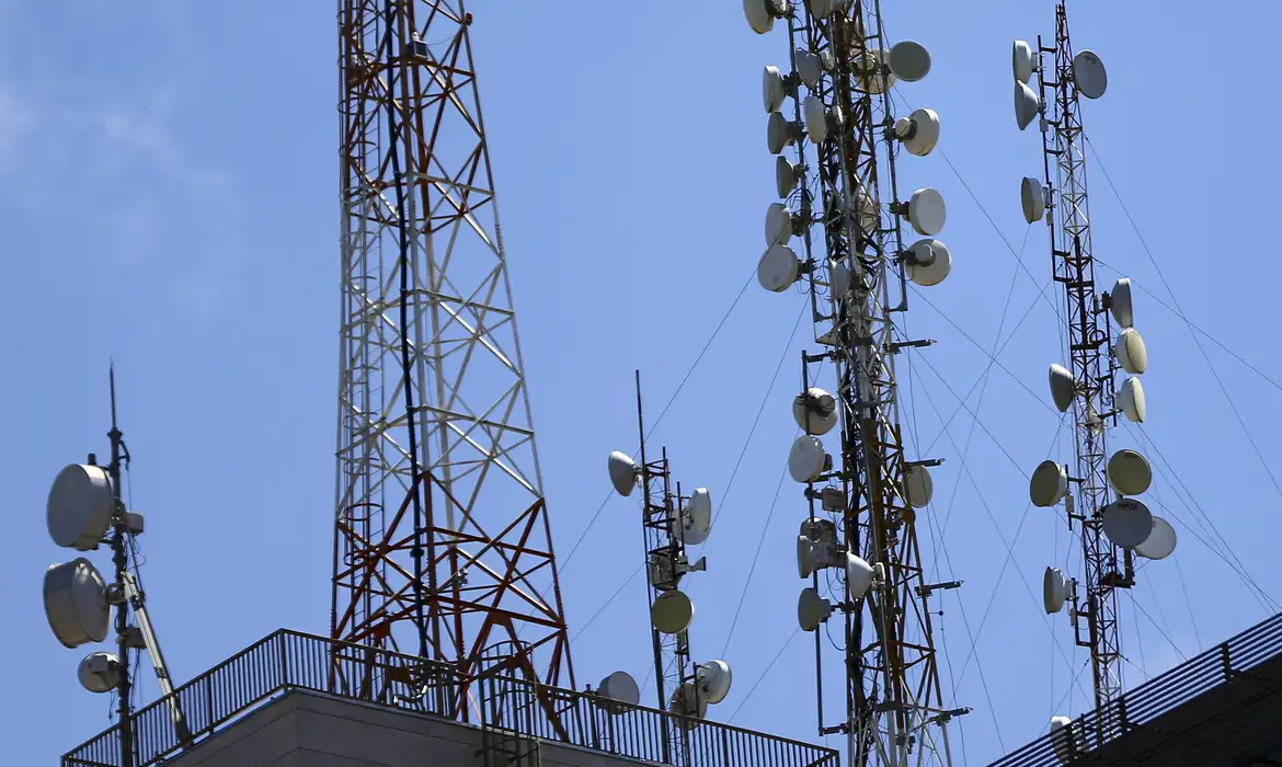 Antenas de telefonia celular.