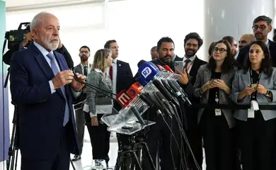 Brasília (DF), 30/01/2025 - Em entrevista coletiva, concedida na manhã desta quinta-feira (30), Lula cobrou seriedade dos países que assumiram esse compromisso e lembrou do papel importante que a população local da Amazônia terá para a manutenção da floresta em pé. 
Foto: Jose Cruz/Agência Brasil
