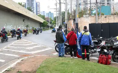 Mortes de motociclistas crescem 15% em São Paulo em maio
