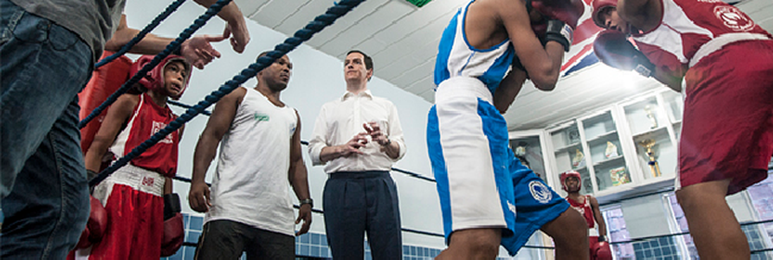 ONG do Rio ensina irlandeses a usar o boxe como ferramenta de inclusão social