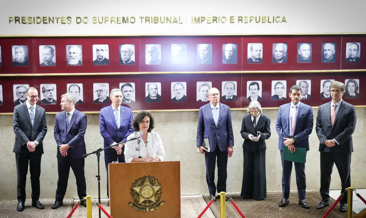 Brasília (DF), 17/10/2024 - Ministra da Saúde Nísia Trindade durante cerimônia de conclusão sobre temas de judicialização da saúde. Foto: Walterson Rosa/MS