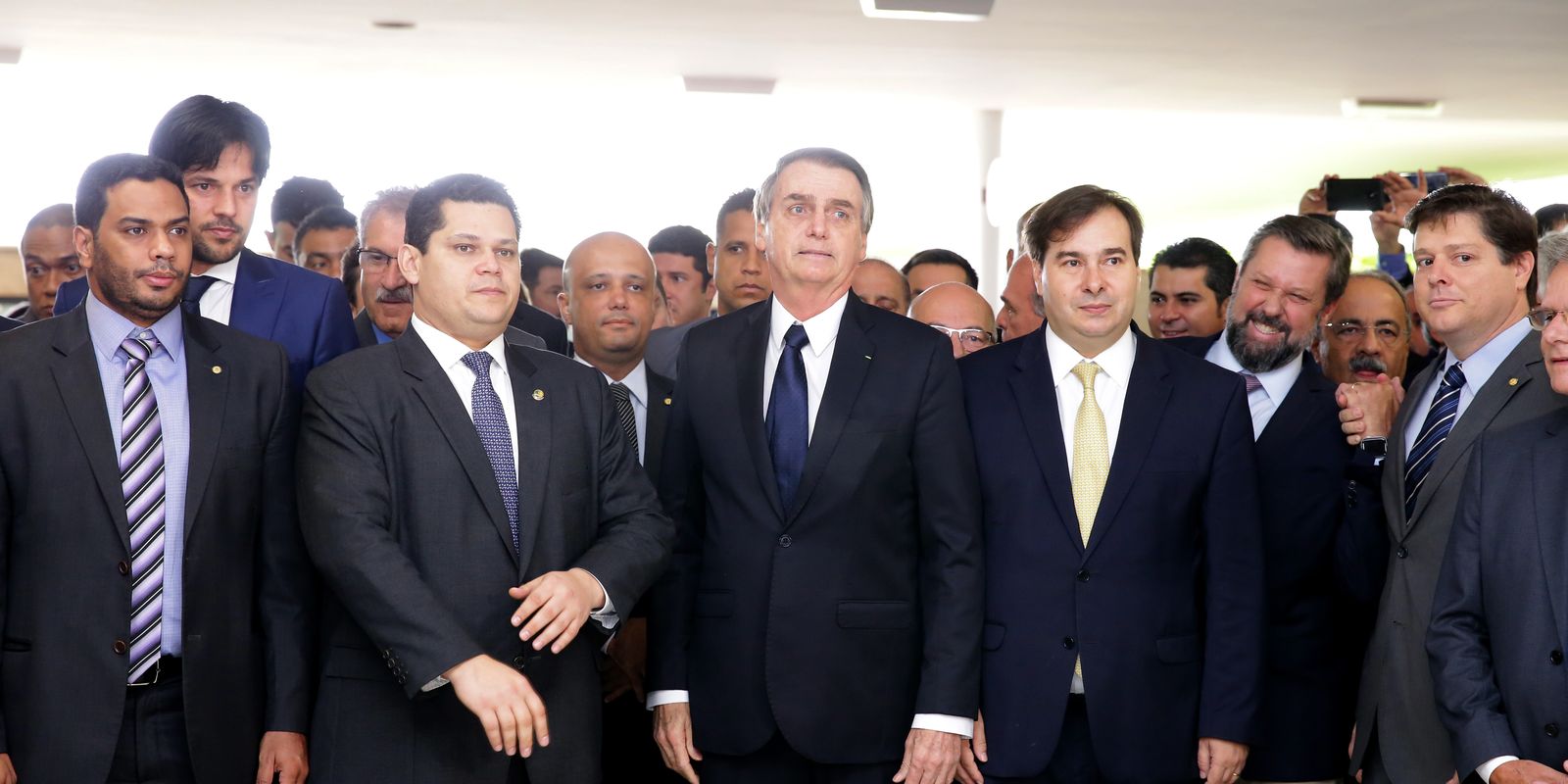 Bolsonaro Entrega A Deputados Proposta Da Reforma Da Previdência ...