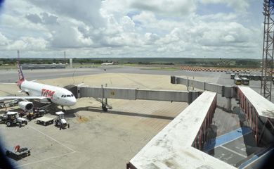 Brasília - O Aeroporto Internacional de Brasília completa hoje (3) 60 anos. Atualmente, o terminal aéreo tem a maior capacidade de pista do país, podendo receber até 60 voos por hora (Valter Campanato/Agência Brasil)