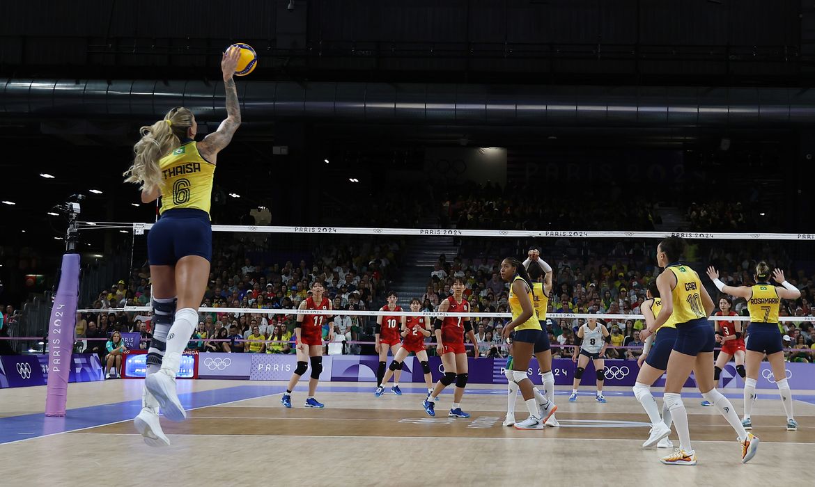 2024.08.01 - Jogos Olímpicos Paris 2024 - Vôlei feminino - Brasil enfrenta o Japão na segunda rodada da fase de grupos. Em destaque a atleta Thaisa. - Foto: Luiza Moraes/COB