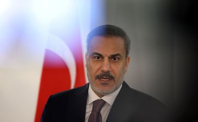 Chanceler turco Hakan Fidan em Sofia
 30/1/2024   REUTERS/Stoyan Nenov