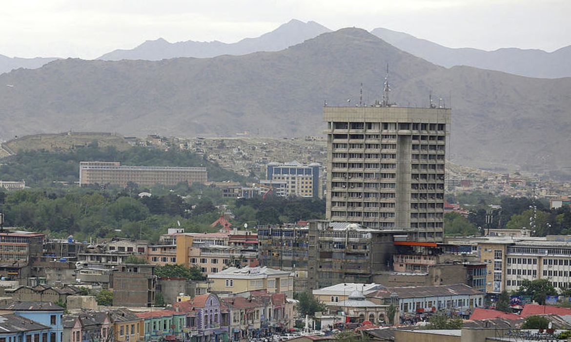 Vista de Cabul, capital do Afeganistão  