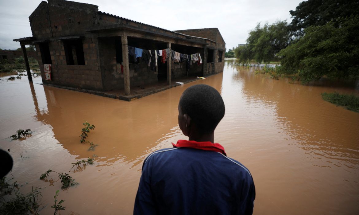 العاصفة المدارية (أنا) تقتل ثلاثة في موزامبيق ومالاوي