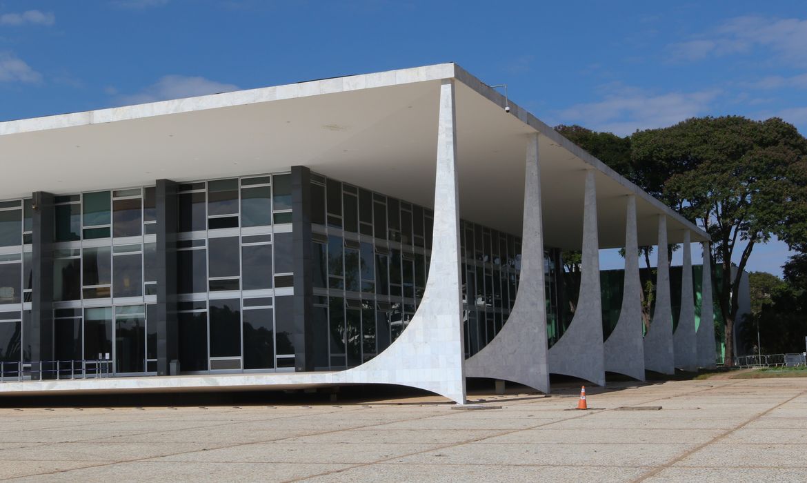 Fabio Rodrigues Pozzebom/Agência Brasil Palácio do Supremo Tribunal Federal na Praça dos Três poderes em Brasília