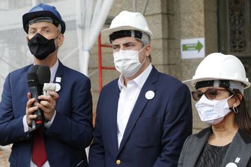 Início das obras na fachada e telhado do Museu Nacional