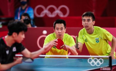 Gustavo Tsuboi e Vitor Ishiy perdem nas oitavas do tênis de mesa em Tóquio 2020 - Olimpíada