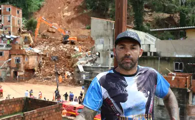 Juiz de Fora (MG), 27/02/2026 - O morador do bairro Jardim Burnier, Danilo Fartes, fala sobre o resgate das vítimas do deslizamento de terra ocorrido durante tempestade da noite de segunda-feira, 22 de fevereiro, que vitimou 21 pessoas e deixou várias casas destruídas. Foto: Rovena Rosa/Agência Brasil