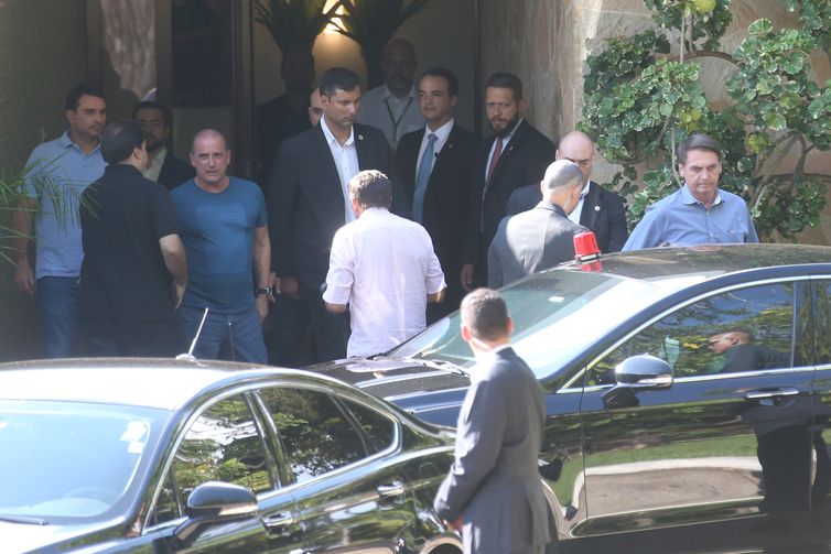 Apos Almoço com o Presidente Jair Bolsonaro,O Ministro da Casa Civil da Presidencia da Republica Onyx Lorezone e o Presidente da Camara dos Deputados Rodrigo Maia Falam com a Imprensa.