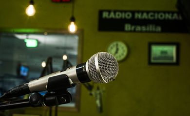 Rádio Nacional de Brasília celebra 64 anos com programação especial