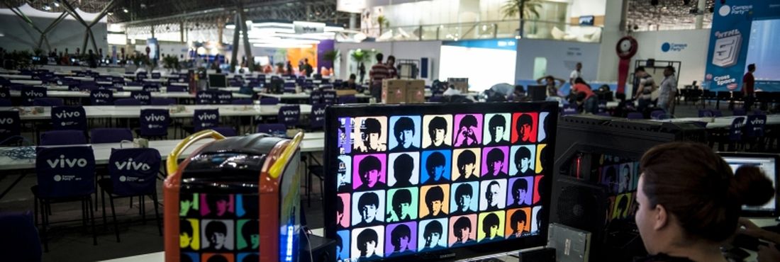 Participantes de todo o Brasil começam a chegar para a 16ª edição da Campus Party, um dos maiores eventos tecnológicos do mundo