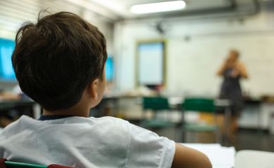 Acesso à educação avança no Brasil, mas sem atingir maioria das metas