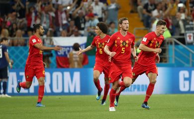 Copa 2018: Bélgica e Japão.  Comemorção do primeiro gol da Bélgica.