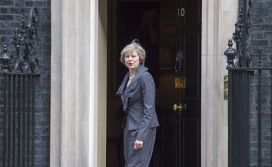 Theresa May será a primeira mulher a assumir o cargo de primeira-ministra após o fim da era Margaret Thatcher, há quase 26 anos