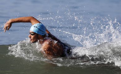 Victor Colonese. Campeonato Brasileiro de Maratonas Aquaticas. 10 Km na praia da Caconha. 23 de Marco de 2018.