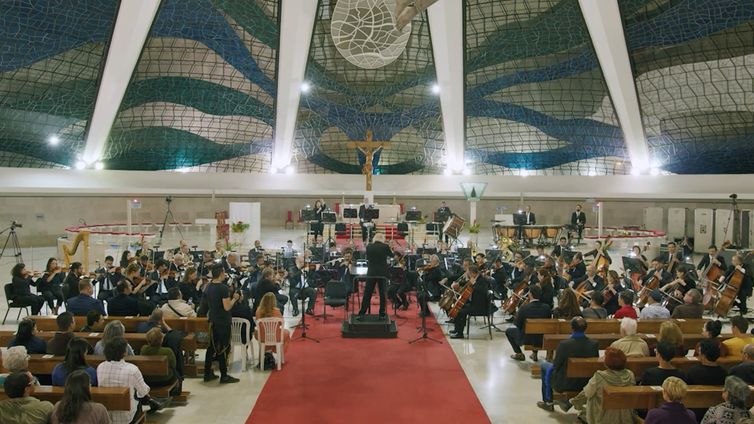 Partituras exibe concerto da Orquestra Petrobras Sinfônica na Catedral de Brasília