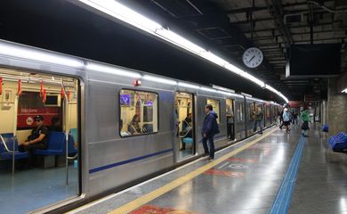 São Paulo (SP), 28/11/2023 - Estação Anhangabaú vazia durante a greve no metrô em protesto contra as privatizações do transporte e saneamento básico. Foto: Rovena Rosa/Agência Brasil