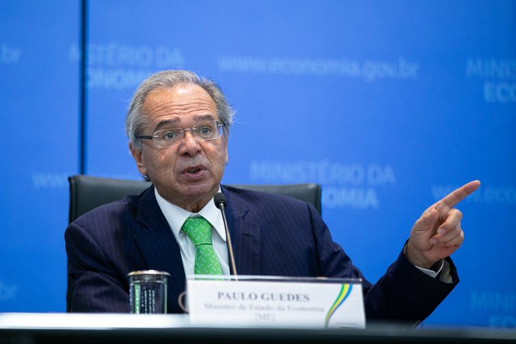 Guedes almoça com empresários após críticas à reforma do IR - Notícias - R7  Economia