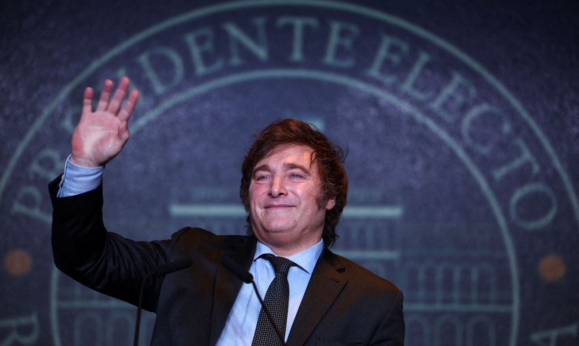 Ultradireitista Javier Milei vence as eleições argentinas | Agência Brasil