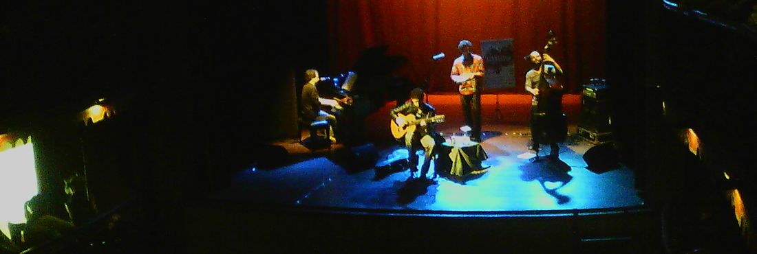 O violonista Thiago Delegado e banda e sua banda se apresentaram no Festival MIMO em show com as canções do segundo álbum do grupo