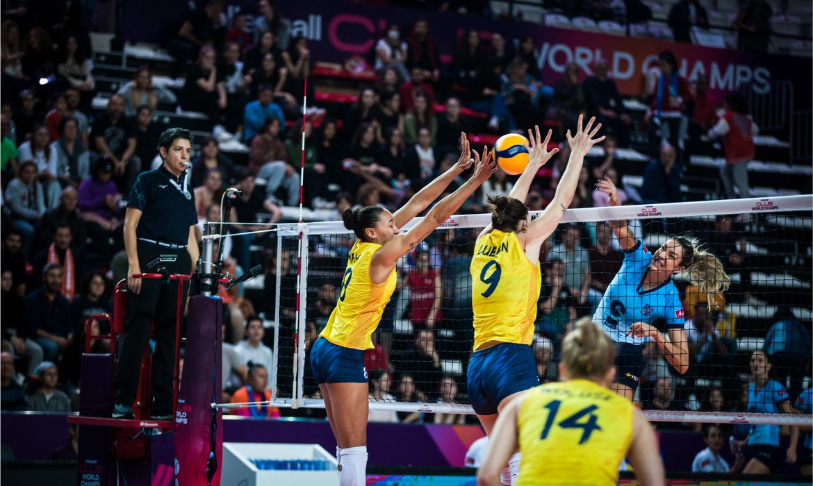 Minas Tênis Clube fica com o vice-campeonato mundial de clubes de vôlei  feminino