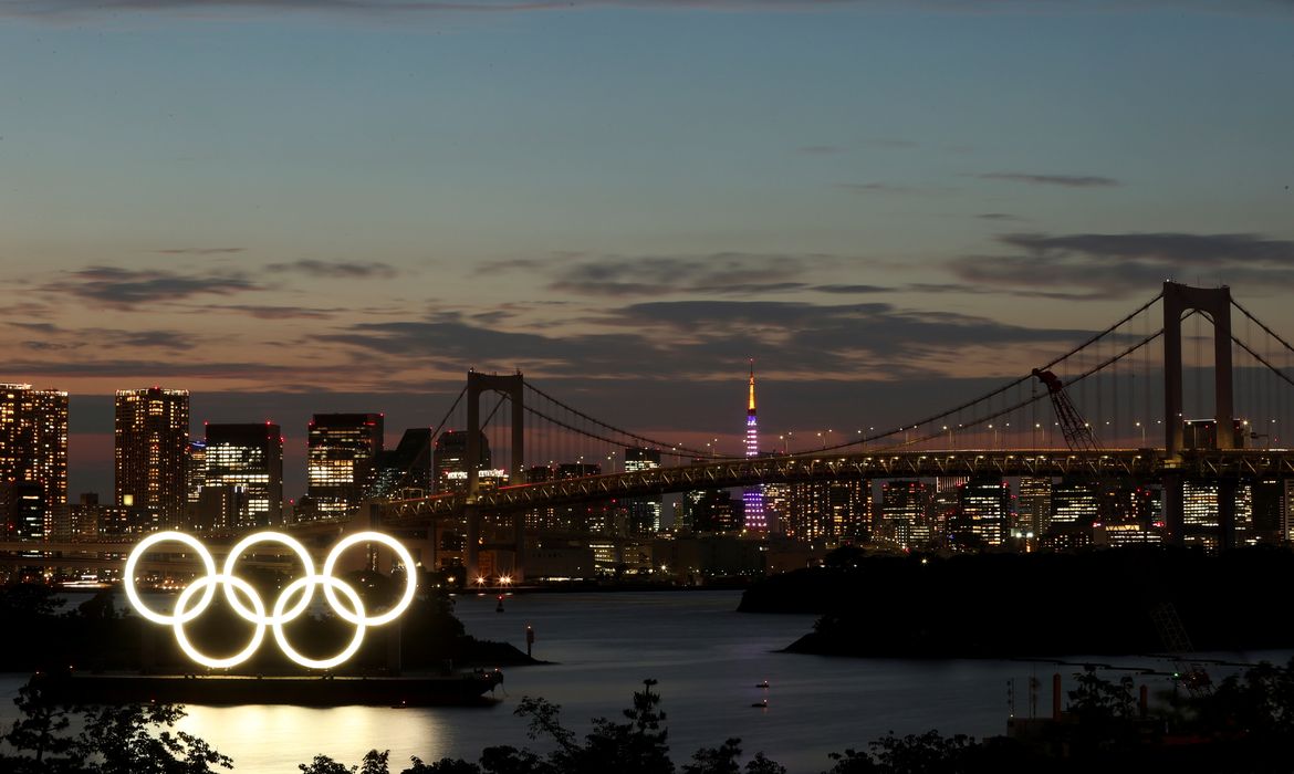 Anéis olímpicos em Tóquio
