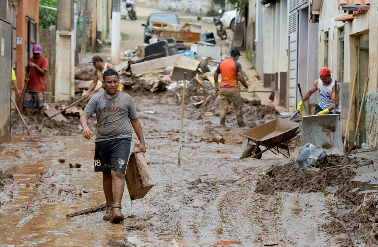 Caixa libera FGTS para tr&ecirc;s cidades mineiras atingidas por enchentes |  Ag&ecirc;ncia Brasil