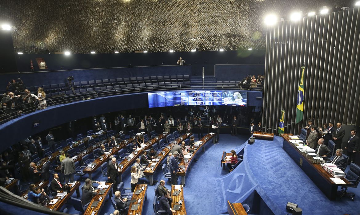Brasília - O Senado aprovou em segundo turno, a PEC do Teto dos Gastos Públicos (Antonio Cruz/Agência Brasil)