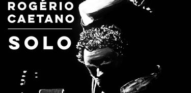 Capa do álbum Solo, de Rogério Caetano