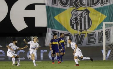 Copa Libertadores - Semi Final - Second Leg - Santos v Boca Juniors