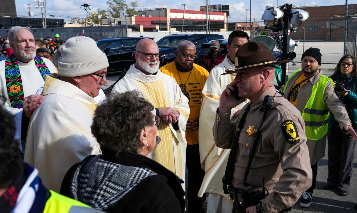 Crítica do papa a Trump encoraja católicos dos EUA a ajudar imigrantes |  Agência Brasil