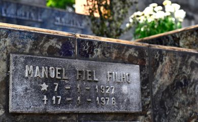 Sepultura de Manoel Fiel Filho no Cemitério da Quarta Parada, em Água Rasa, em São Paulo