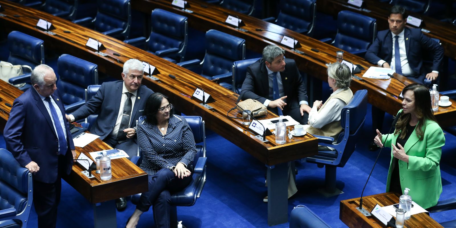 Senado aprova projeto com normas para ensino em tempo integral Senado aprova projeto com normas para ensino em tempo integral