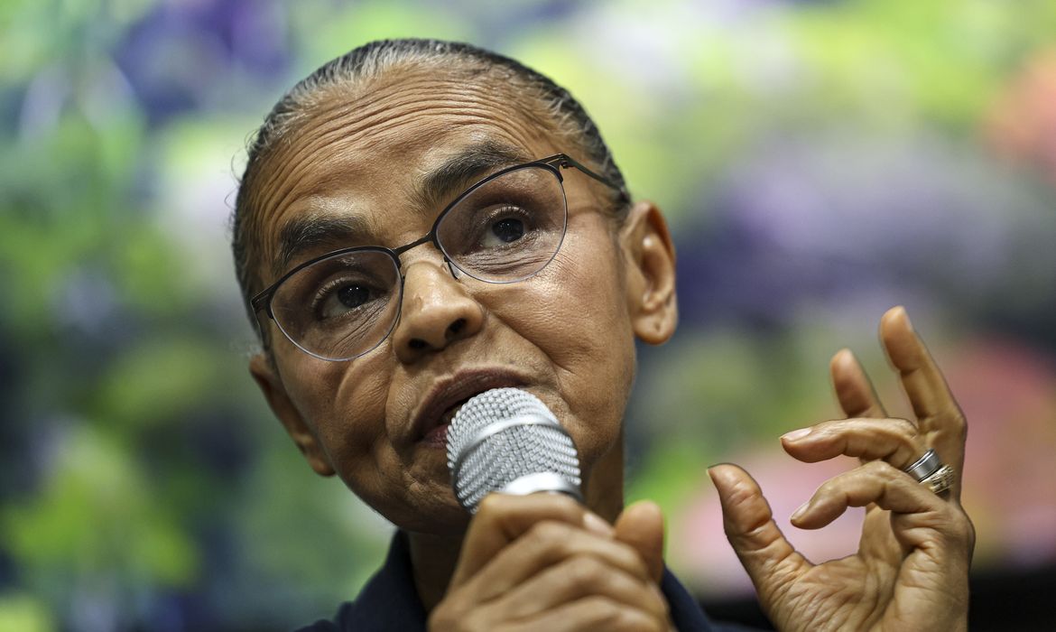 Brasília (DF), 21/03/2025 - A ministra do Meio Ambiente, Marina Silva, durante lançamento de edital de seleção de projetos de restauração ecológica na Amazônia, a iniciativa “Restaura Amazônia”. Foto: Marcelo Camargo/Agência Brasil