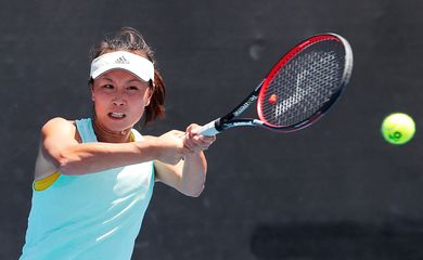 Tenista chinesa Peng Shuai treina para o Aberto da Austrália em Melbourne em 2019 - desaparecida - assédio sexual