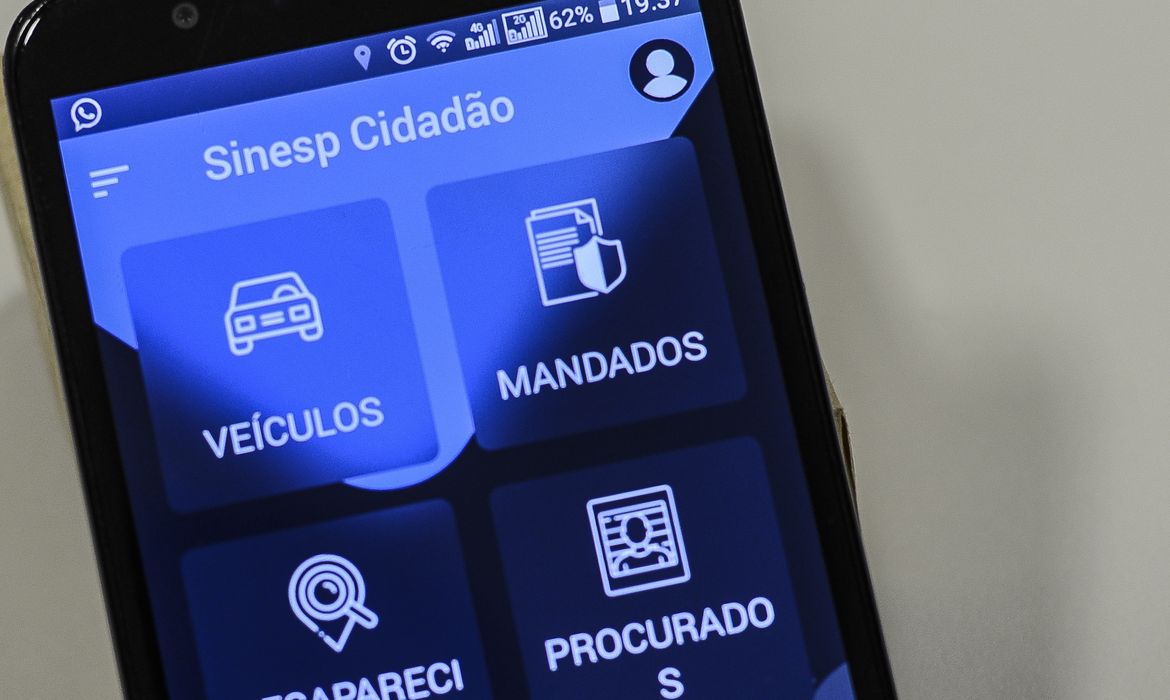 O Sinesp Cidadão é um aplicativo do Sistema Nacional de Informações de Segurança Pública – Sinesp, que permite ao cidadão brasileiro acesso direto a serviços da Secretaria Nacional de Segurança Pública.
