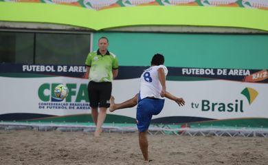 Paraguai goleia Uruguai e se classifica para a próxima fase do Mundial de Futebol de Areia Raiz