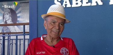 Rubem Confete relembra história de Monarco no Terreirão do Samba