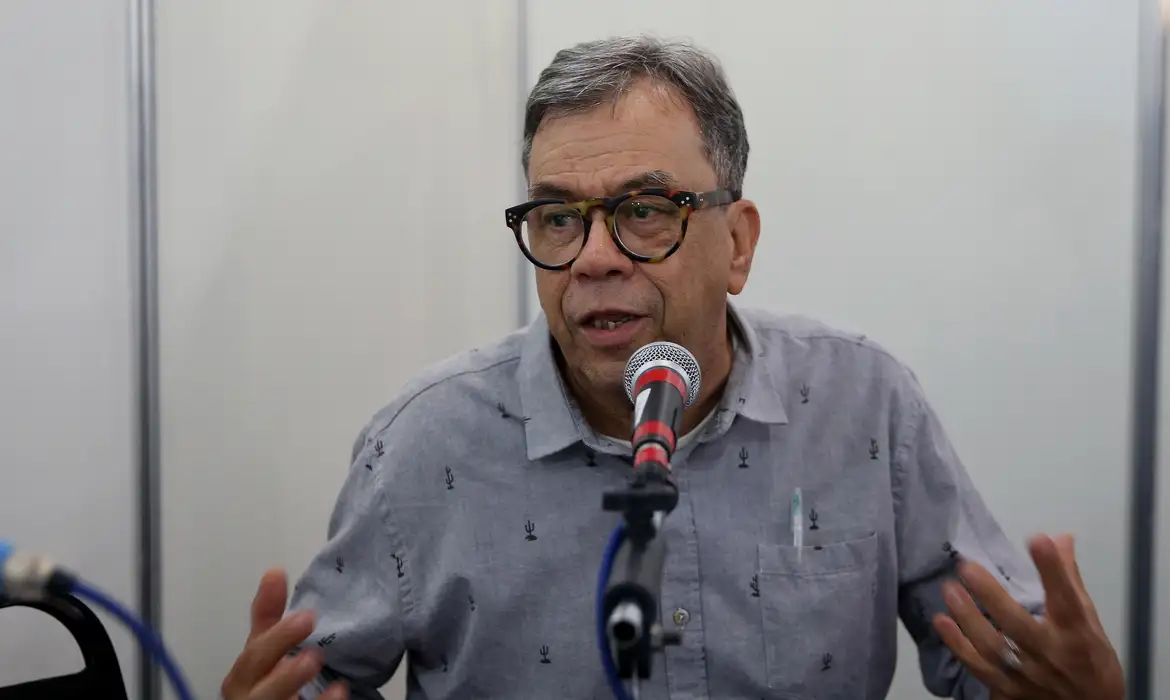Morre, em Salvador, o poeta e ativista Luis Turiba