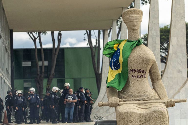 Brasília (DF), 29/03/2025 - Mulher que pichou estátua do STF deixa prisão
Foto: Joédson Alves/Agência Brasil/Arquivo