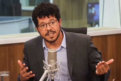 Brasília, 06/12/2023 -  Secretário de Acesso à Justiça, Marivaldo Pereira, participa do programa A Voz do Brasil. Foto Valter Campanato/Agência Brasil.