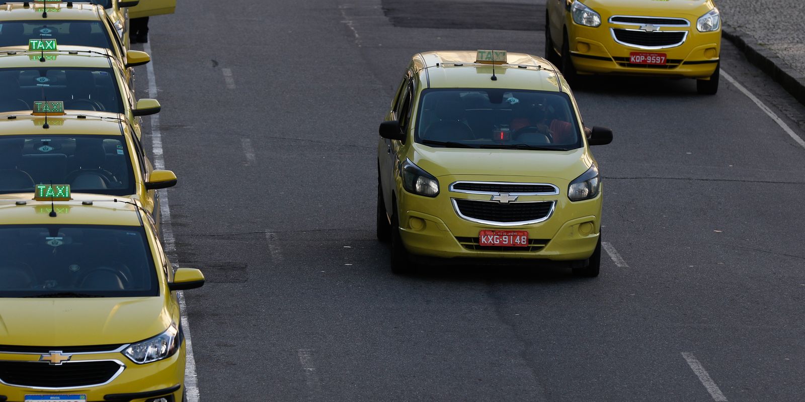 Prefeituras farão cadastro para o auxílio taxista