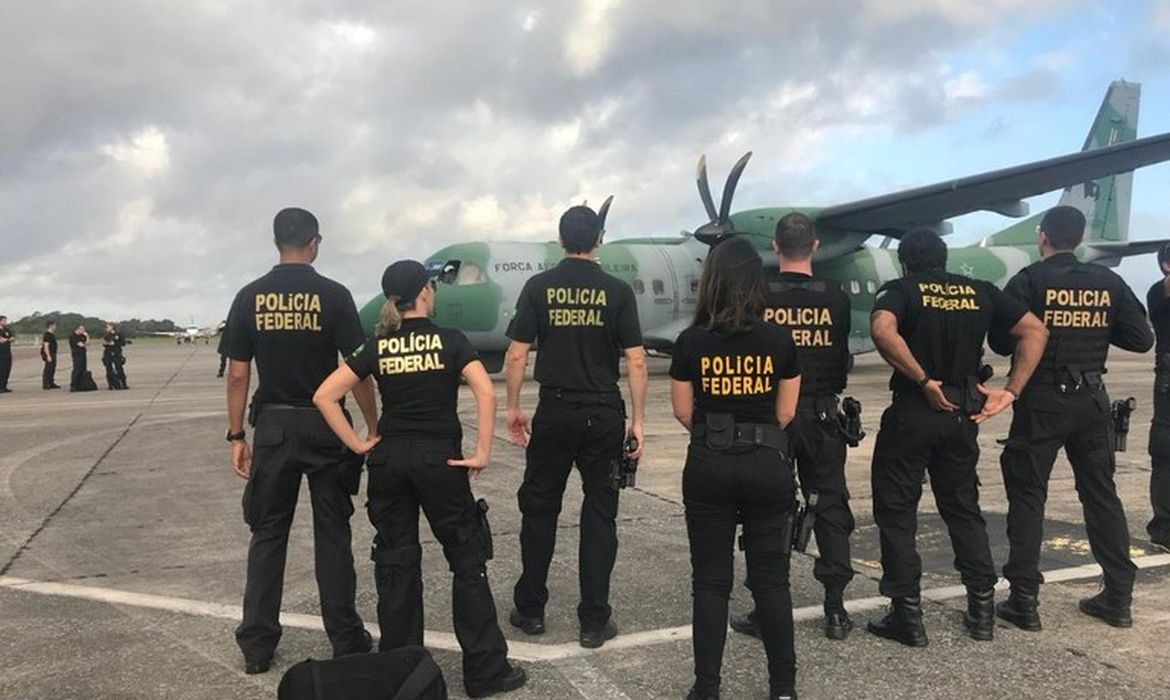 As ações da PF contam com apoio da Receita Federal, do Ministério Público Federal, da Força Aérea Brasileira e do Exército Brasileiro
